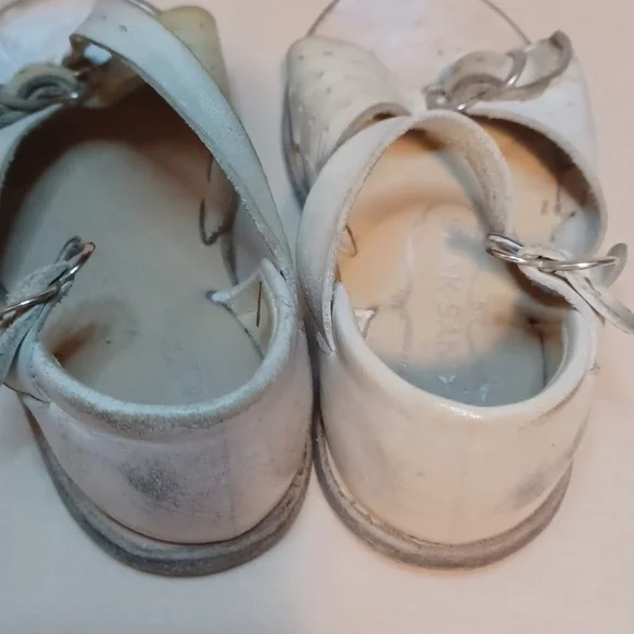 Vintage Girls Buckle Sandals - Picture 6 of 7